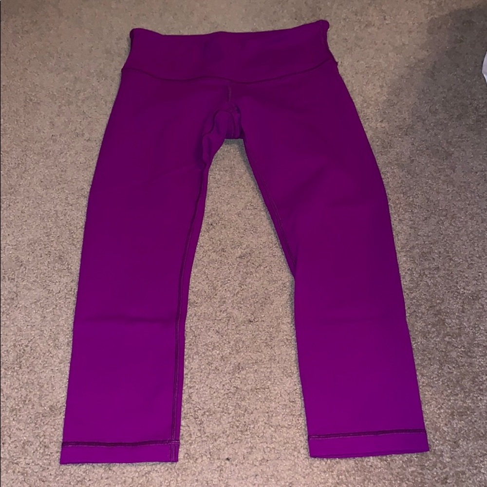 Lulu crop leggings